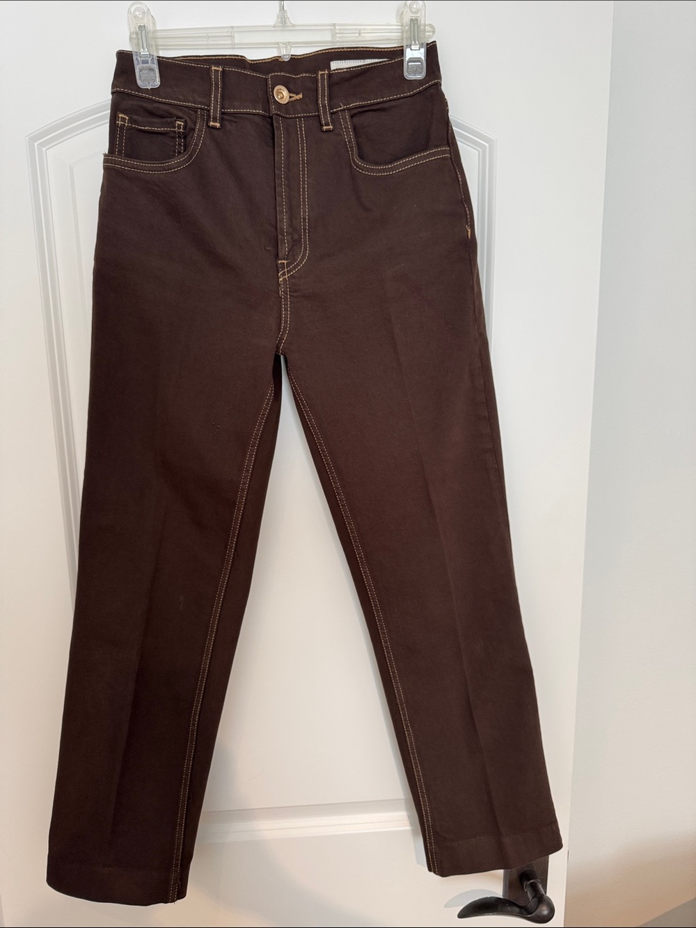 Zara Women's Cropped Dark Brown Jeans with Contrast Stitching